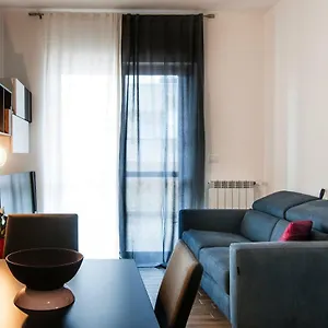 Fonte Laurentina Appartamento